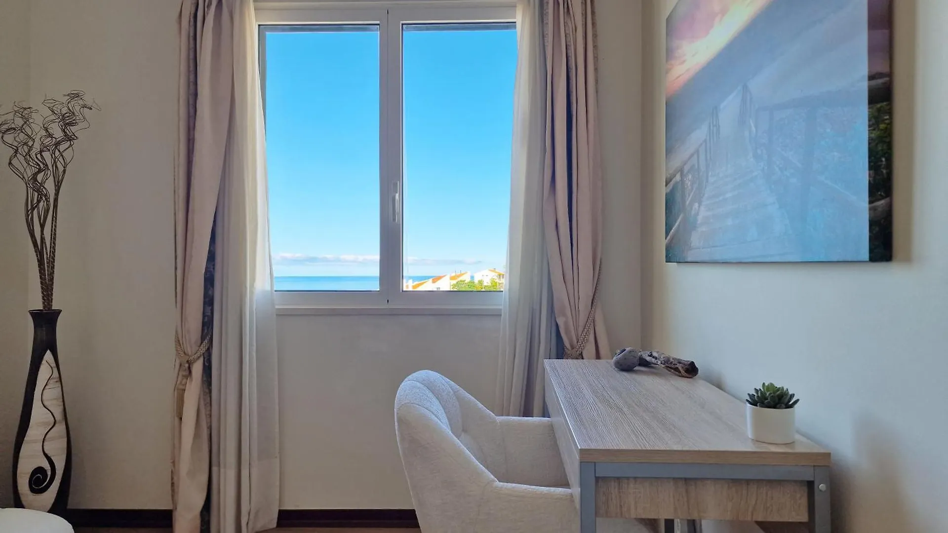 Seaside Orchid By Lovelystay Câmara de Lobos Portugal